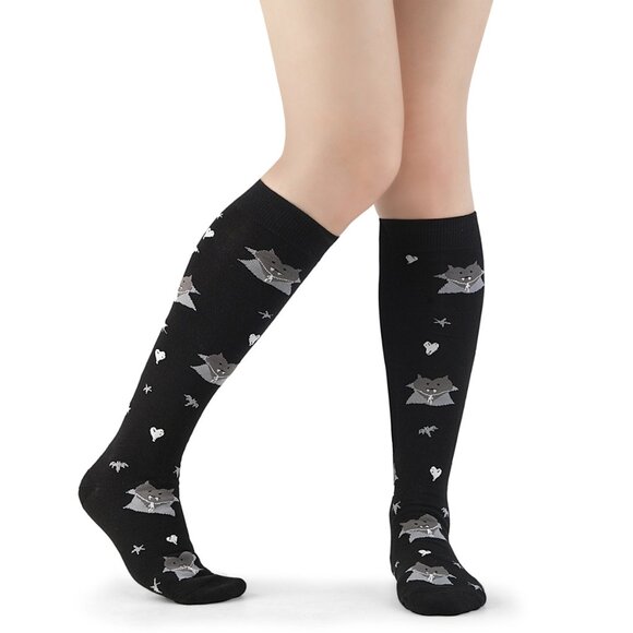 Vampire Heart Knee High Socks - Spooky Kawaii Gothic Style - Picture 2 of 2
